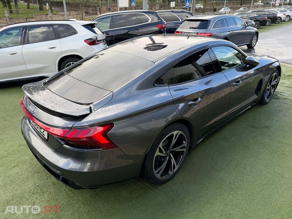 Audi E-Tron GT quattro