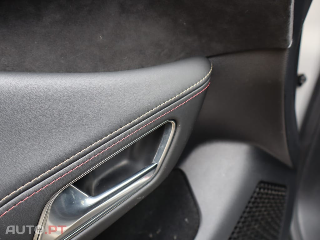 DS DS4 E-Tense Performance Line EAT8