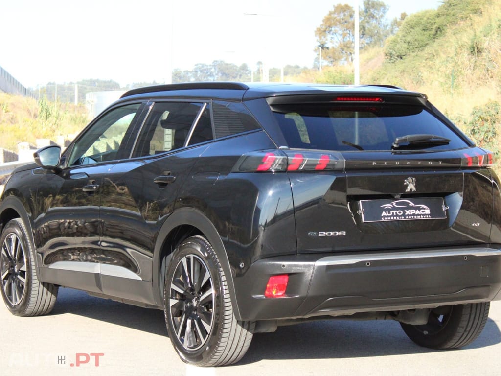 Peugeot E-2008 GT Pack