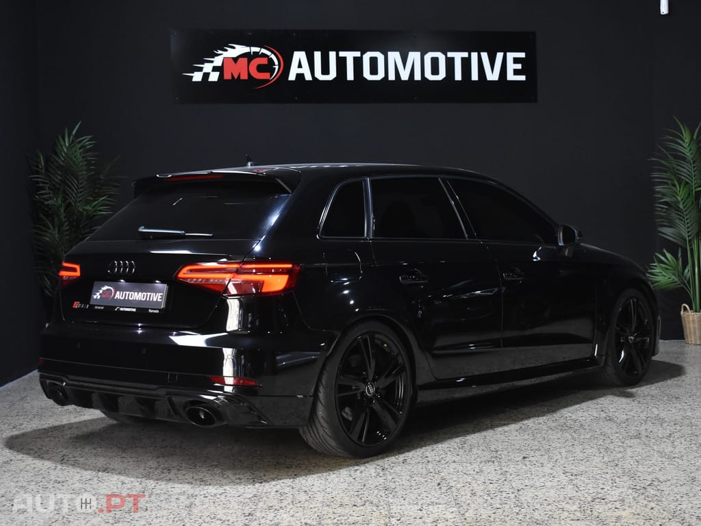 Audi RS3 Sportback 2.5 TFSI quattro S tronic