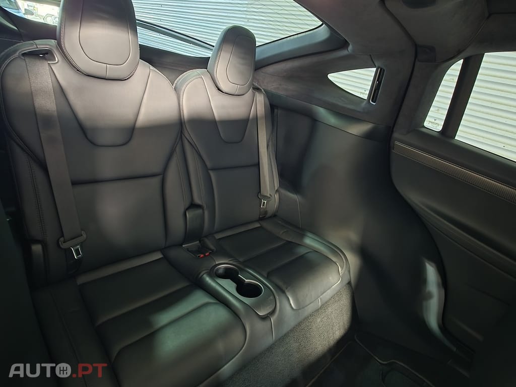 Tesla Model X Performance Ludicrous