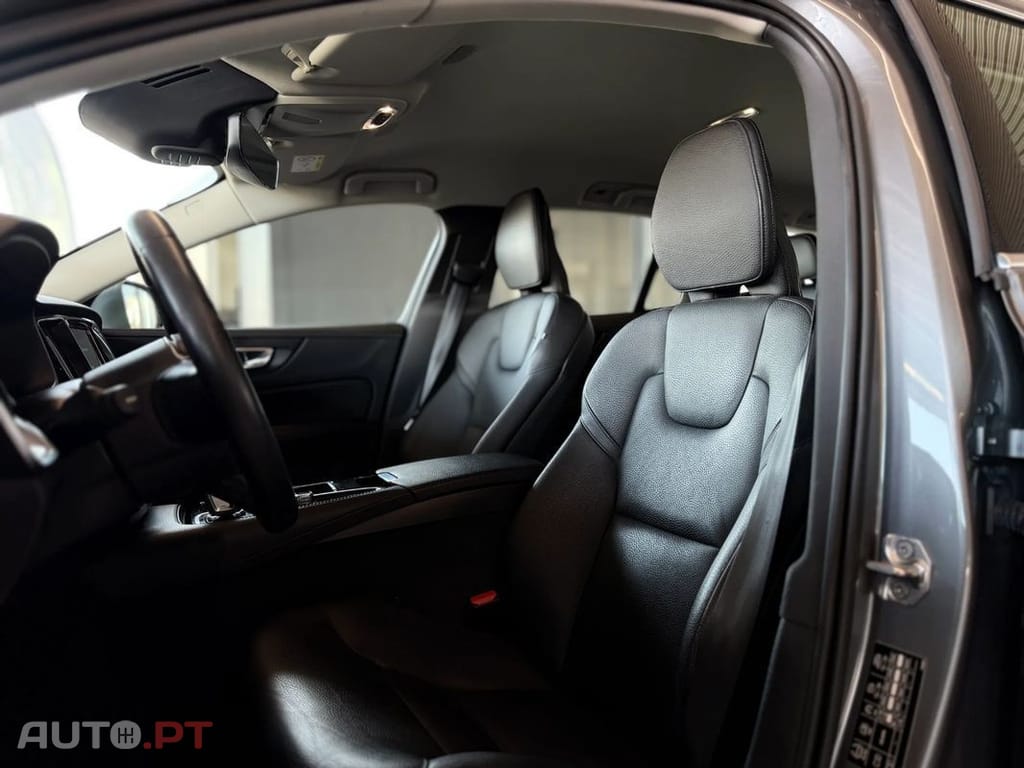 Volvo V60 2.0 T6 AWD TE R-Design