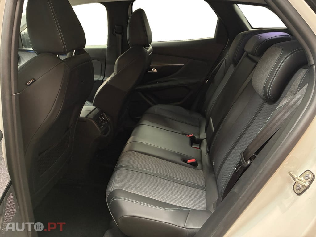Peugeot 3008 1.2 PureTech Allure Pack