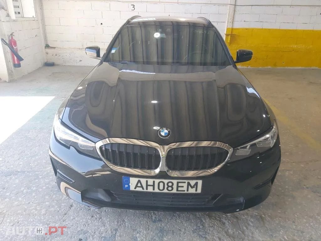BMW 320 ver-e-touring-corporate-edition-auto 
