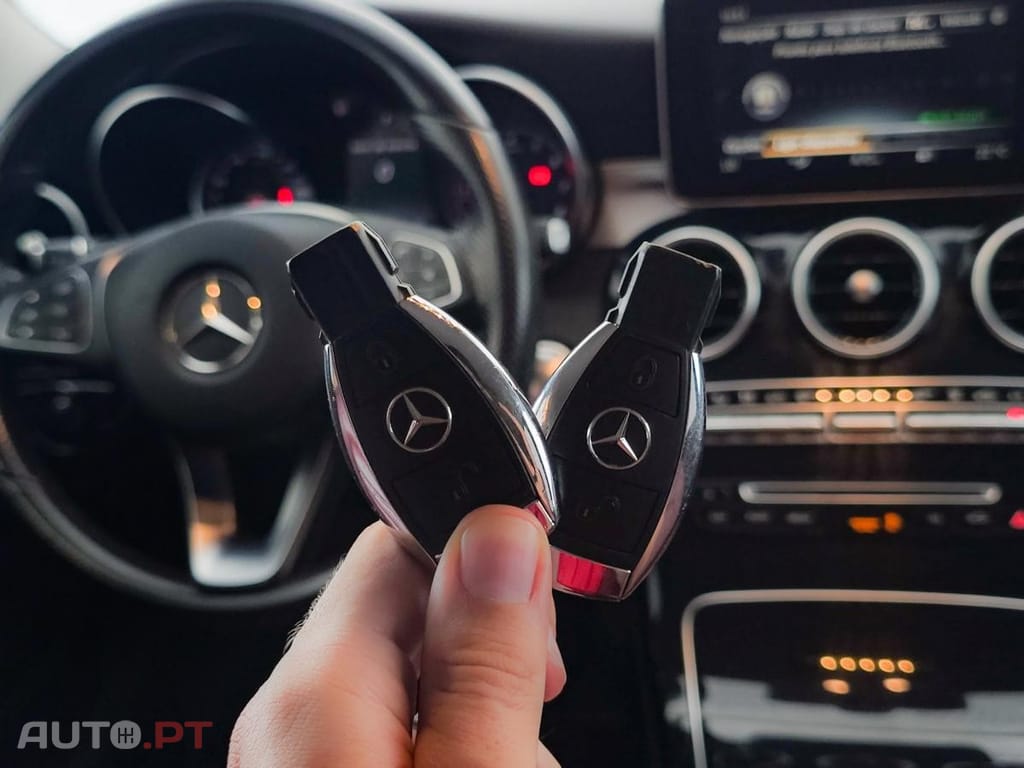 Mercedes-Benz C 350 e 7G-TRONIC AMG Line