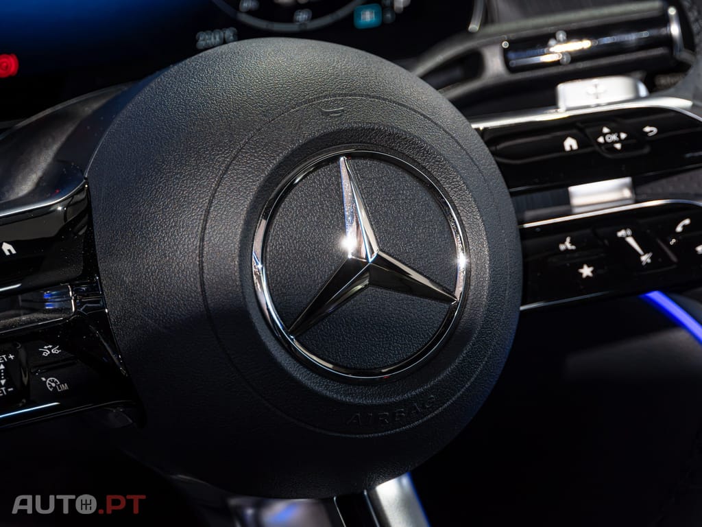 Mercedes-Benz C 300 e AMG Line