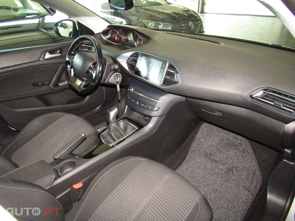 Peugeot 308 SW 1.6 BlueHDi Style