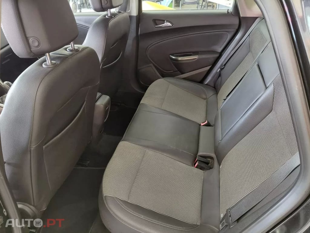 Opel Astra 1.7 CDTI Edition