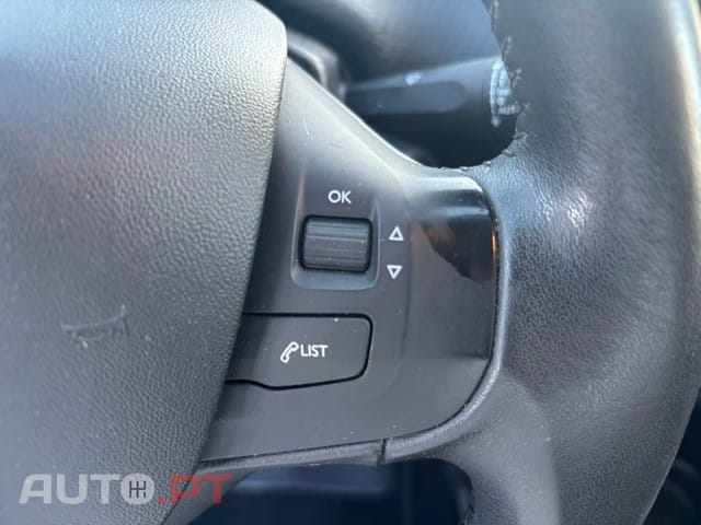 Peugeot 2008 1.6 BlueHDi Style