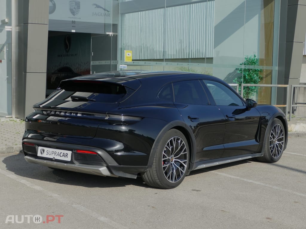 Porsche Taycan 4S