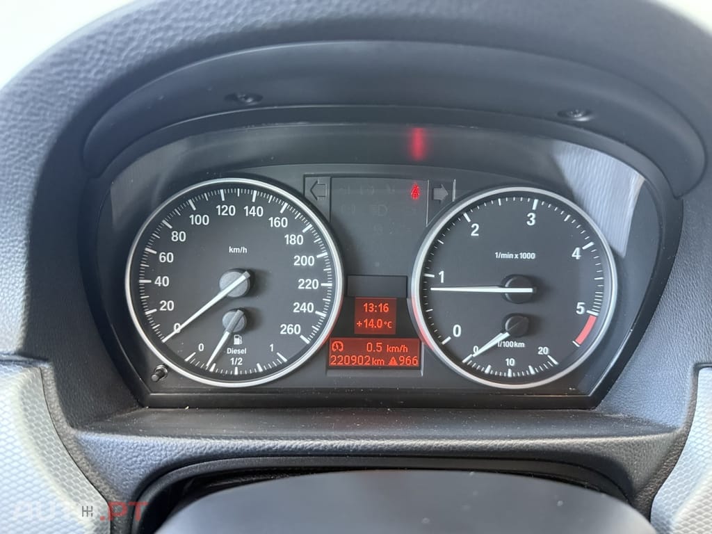 BMW 318 d Touring Pack M