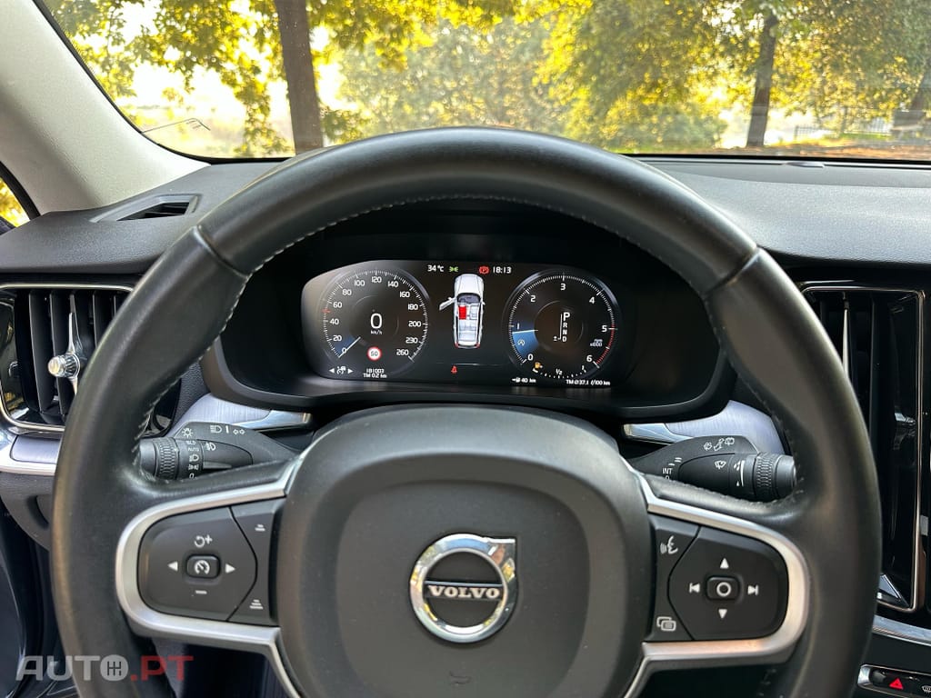 Volvo V60 2.0 D3 R-Design Geartronic