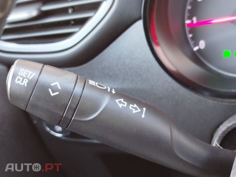 Opel Crossland 1.2 T Business Edition