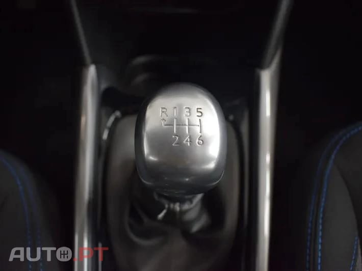 Peugeot 2008 1.5 BlueHDi Style