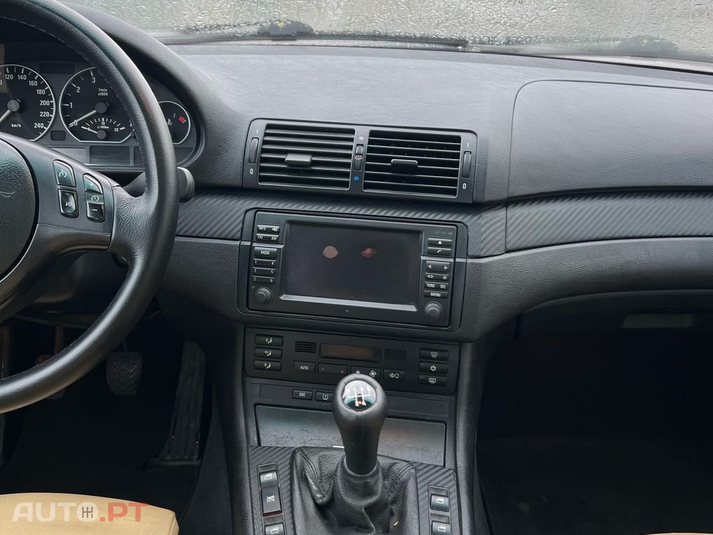 BMW 330 iX