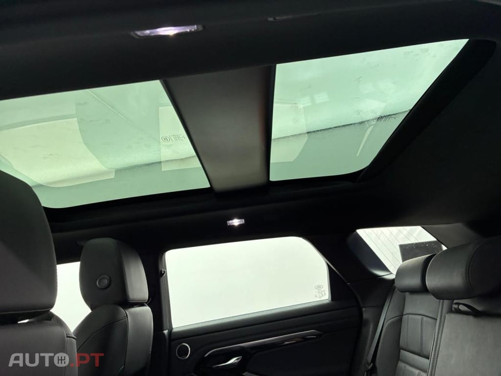Land Rover Evoque 1.5 P300e AWD R-Dynamic SE Auto