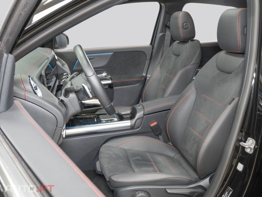 Mercedes-Benz EQA I.V.A DEDUTIVEL 300 4M AMG 