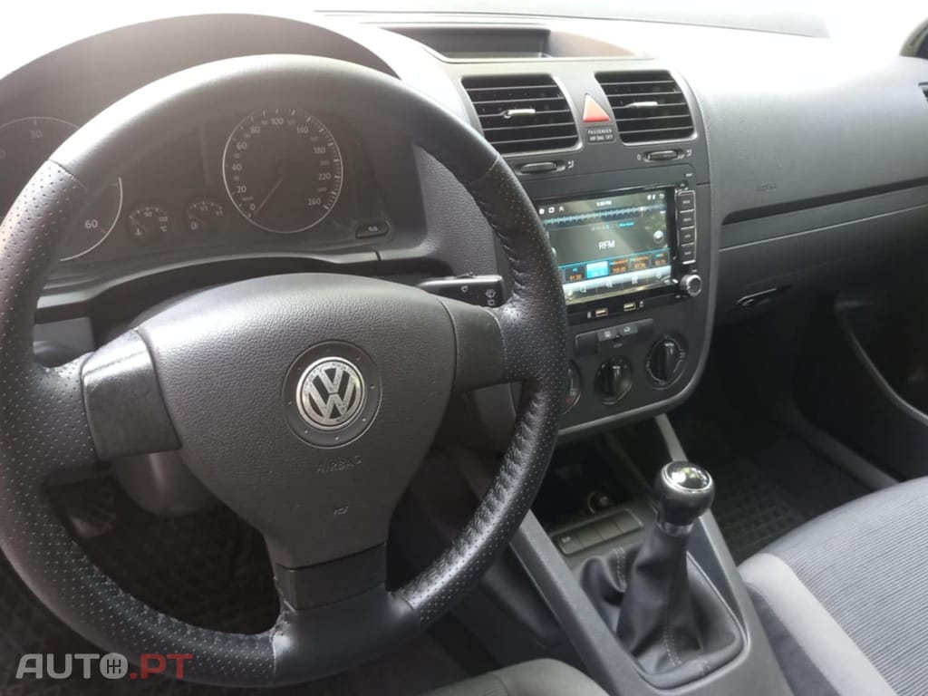 Volkswagen Golf V 1.9TDI 105cv 6vel AC