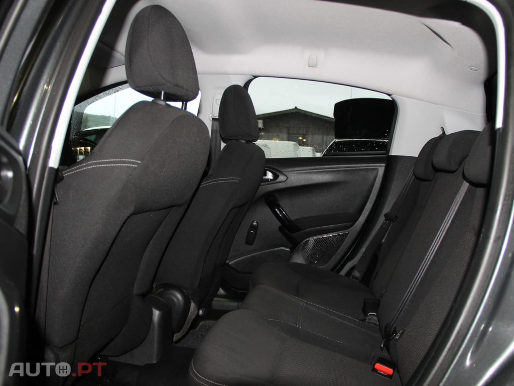 Peugeot 208 1.6 BlueHDi