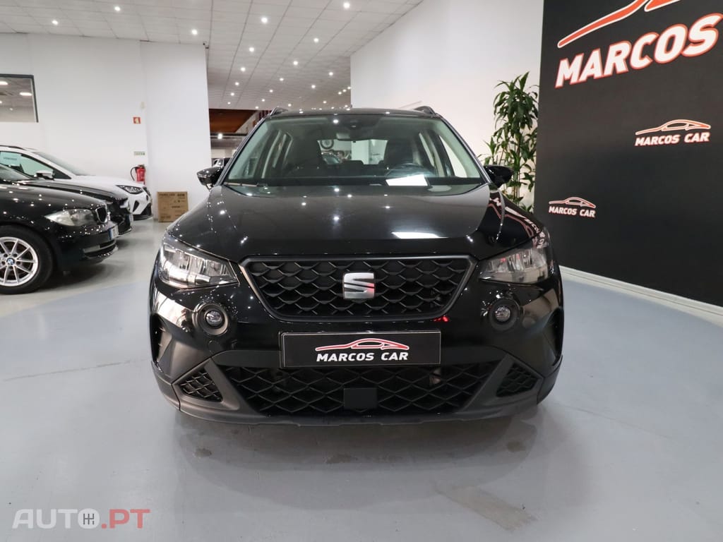 SEAT Arona 1.0 TSI Style — fotografia 2