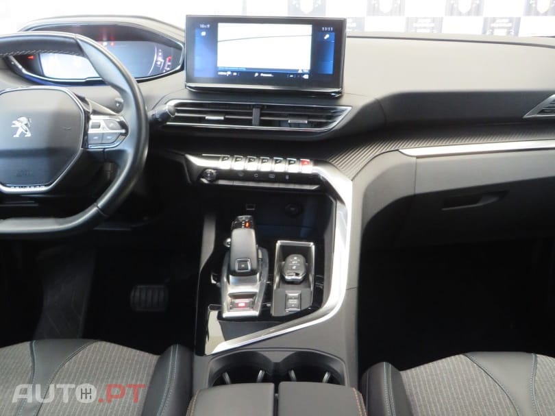 Peugeot 3008 1.5 BlueHDi Allure EAT8