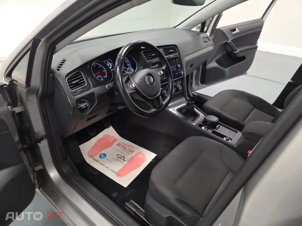 Volkswagen Golf 1.6 TDI CONFORTLINE