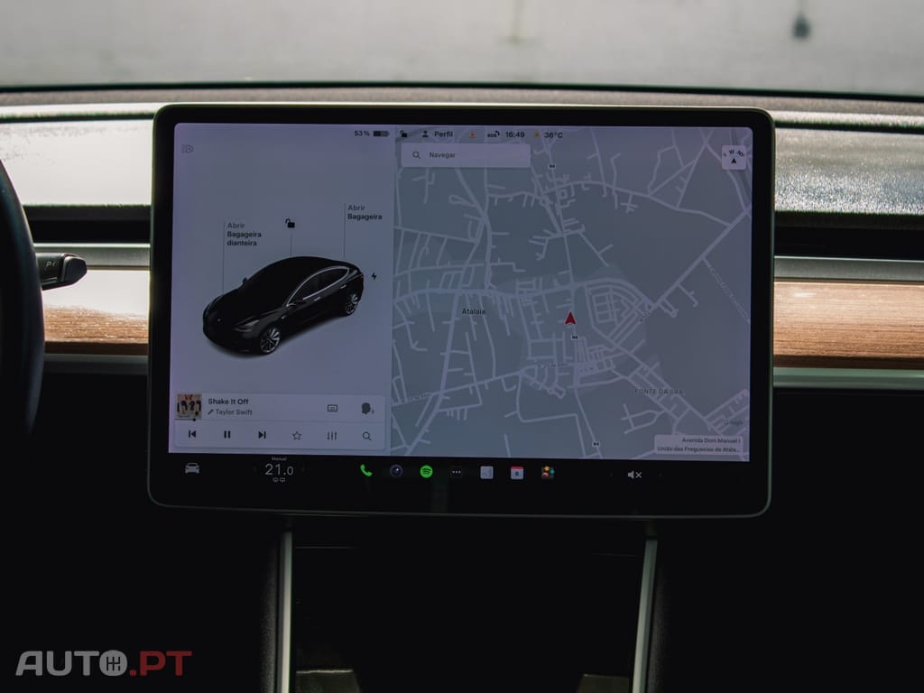 Tesla Model 3 Standard Range Plus RWD