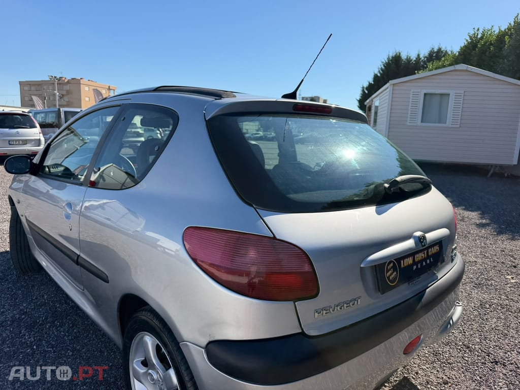 Peugeot 206 1.6 GTi