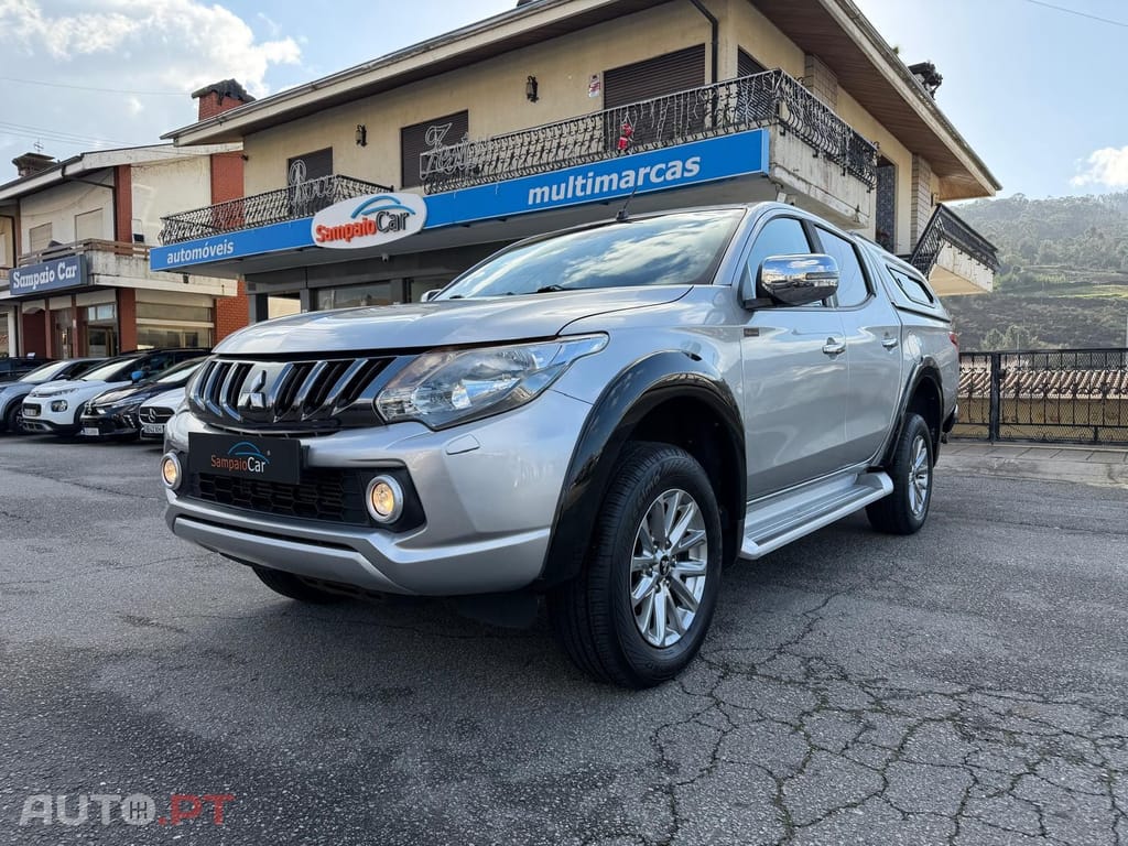 Mitsubishi L200 2.4 DI-D CD Sportbox Strakar 4WD