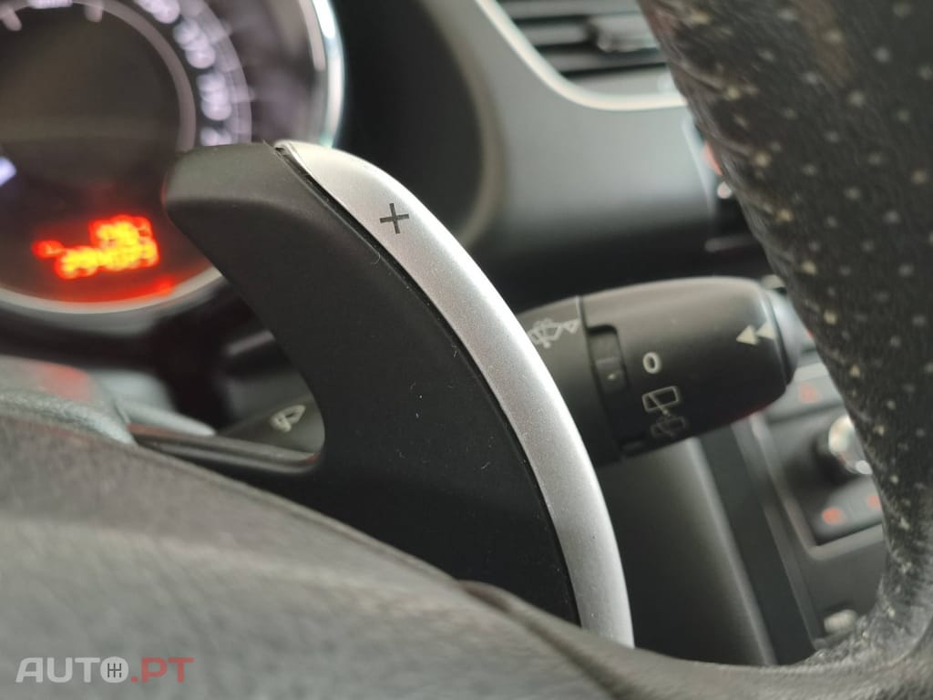 Peugeot 3008 2.0 HDi Hybrid4
