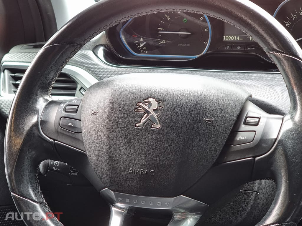 Peugeot 208 1.2 PureTech GT Line