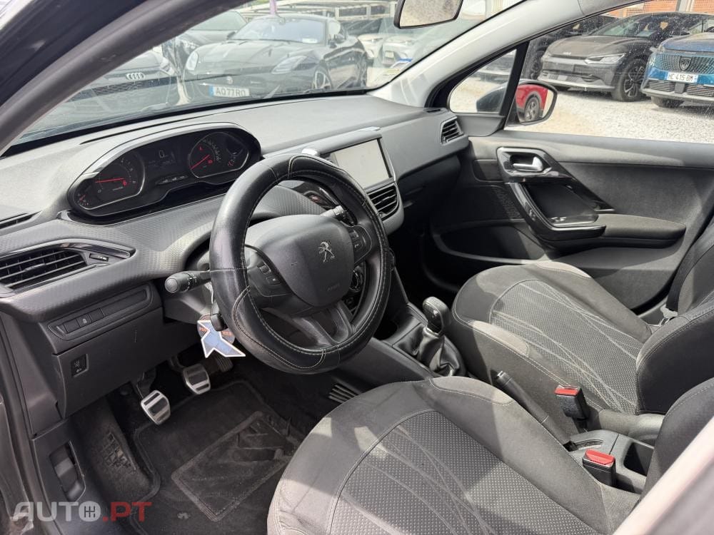 Peugeot 208 1.4 HDi Allure