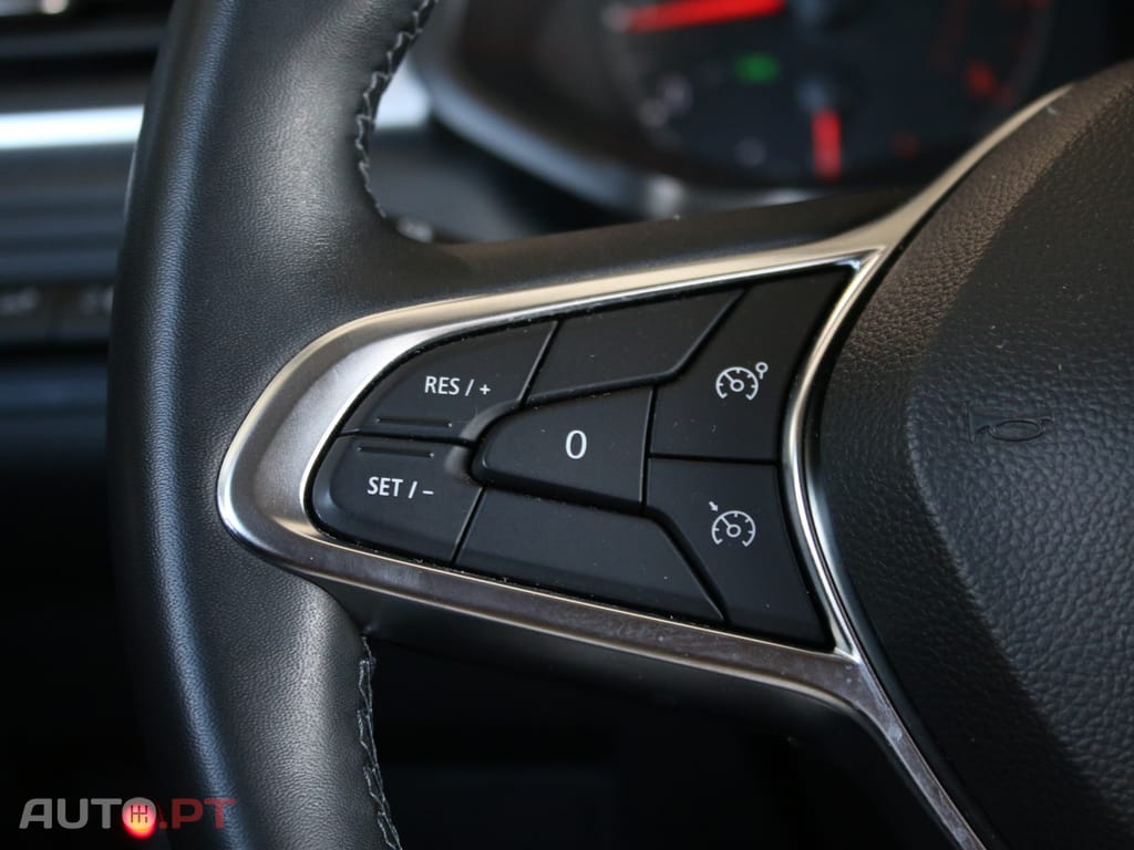 Renault Captur 1.0 TCe Equilibre Bi-Fuel