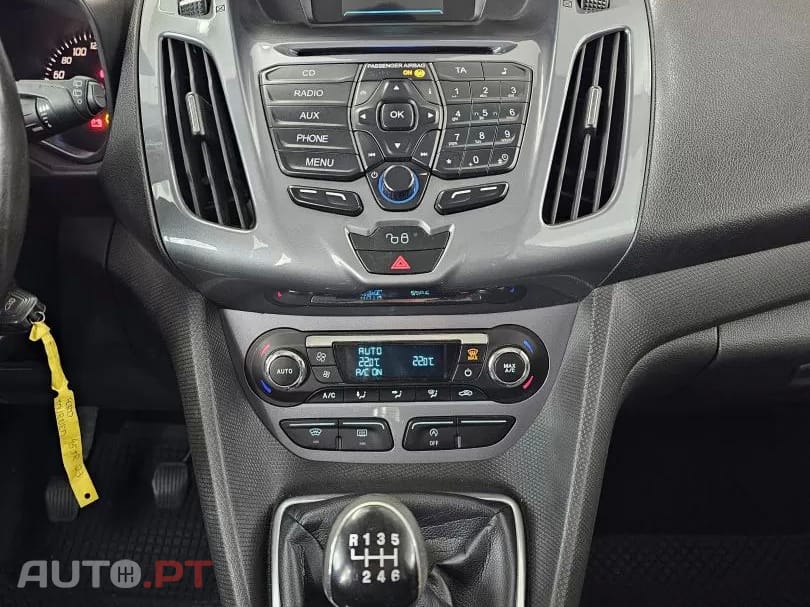 Ford Tourneo Grand 1.5 TDCi Active