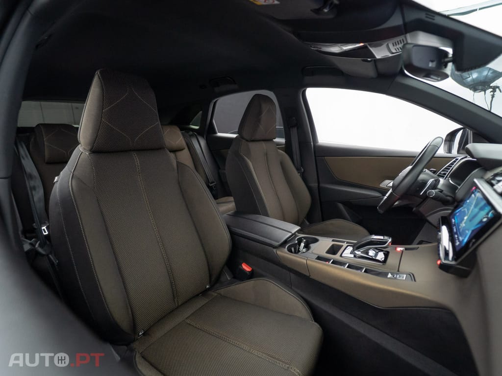 DS DS7 Crossback E-Tense Bastille+ EAT8