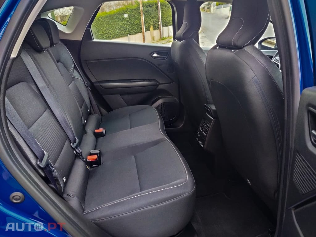 Renault Captur TCe 100 BUSINESS EDITION