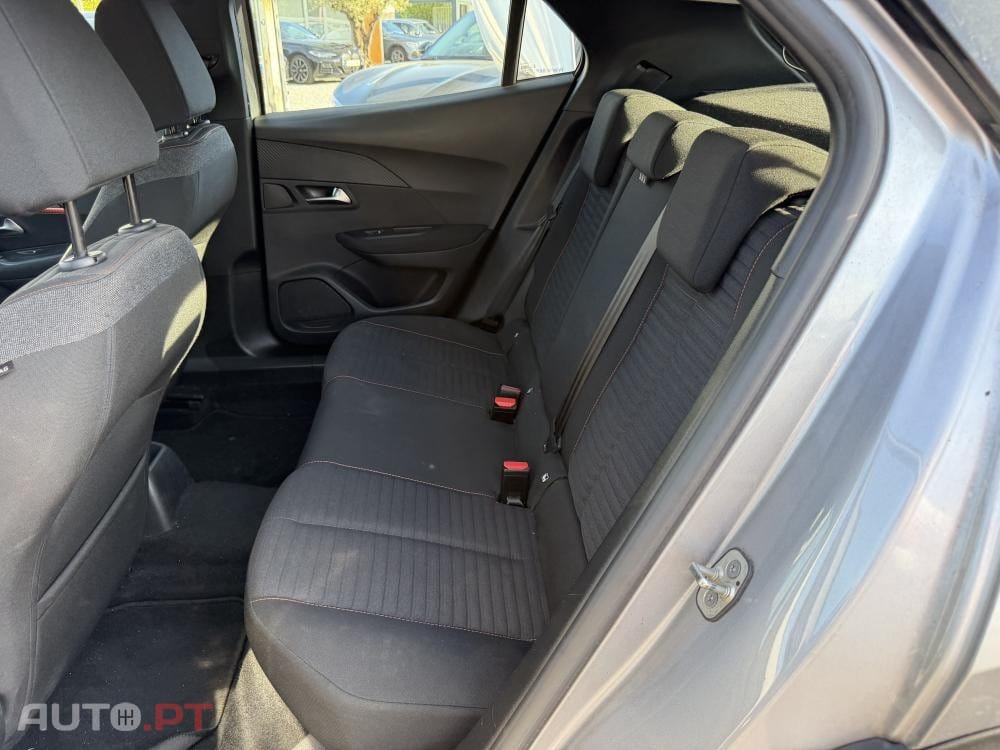Peugeot 2008 1.2 PureTech Allure Pack