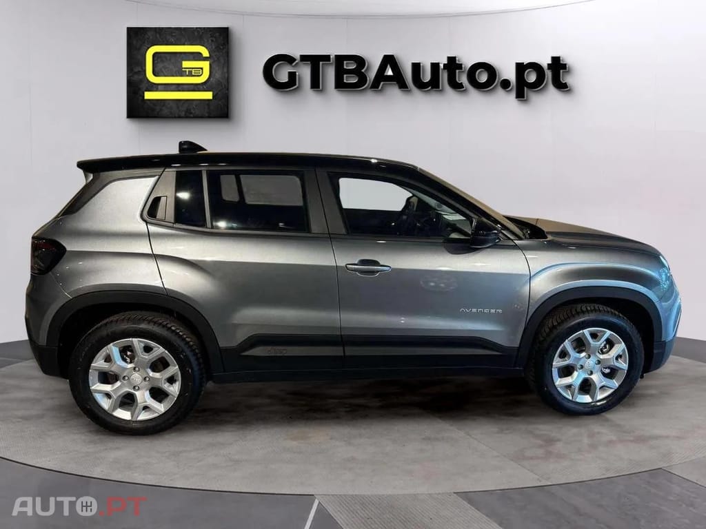 Jeep Avenger 1.2 MHEV DCT Altitude