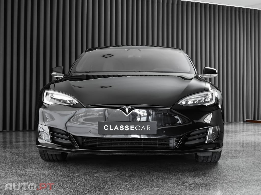 Tesla Model S 75