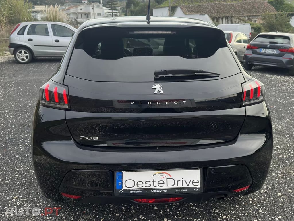 Peugeot 208 1.2 PureTech Allure EAT8