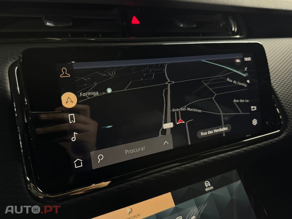 Land Rover Evoque 1.5 P300e AWD R-Dynamic S Auto