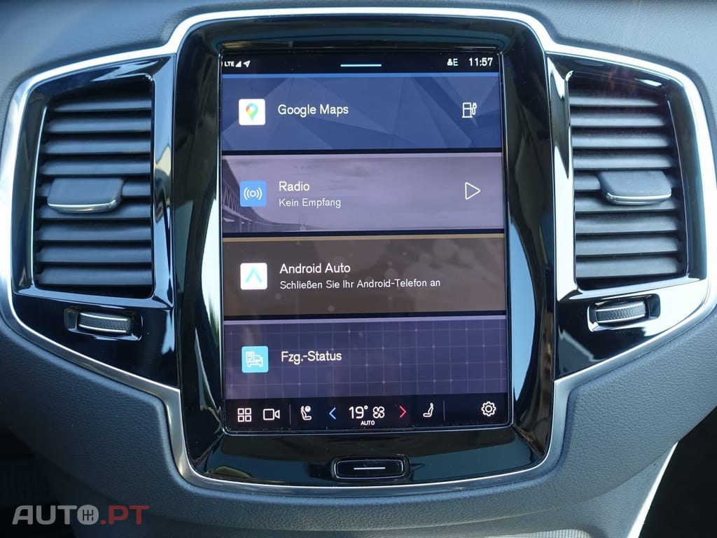 Volvo XC90  T8 AWD  I.V.A DEDUTIVEL