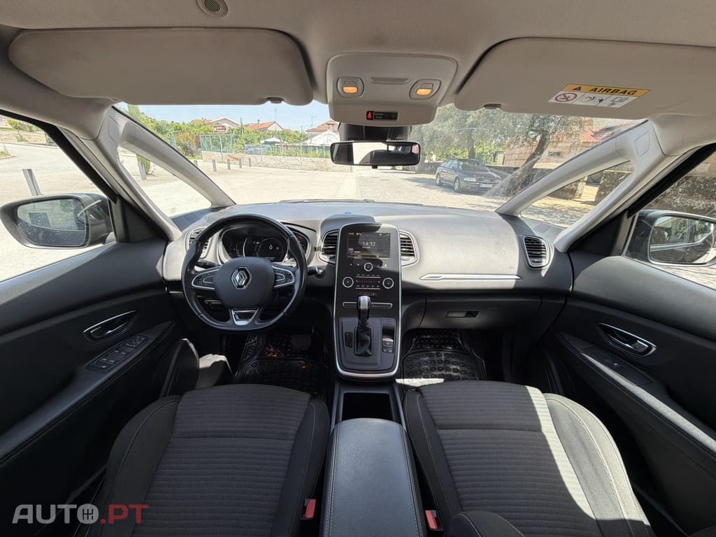 Renault Scénic dCi 110 EDC Dynamique