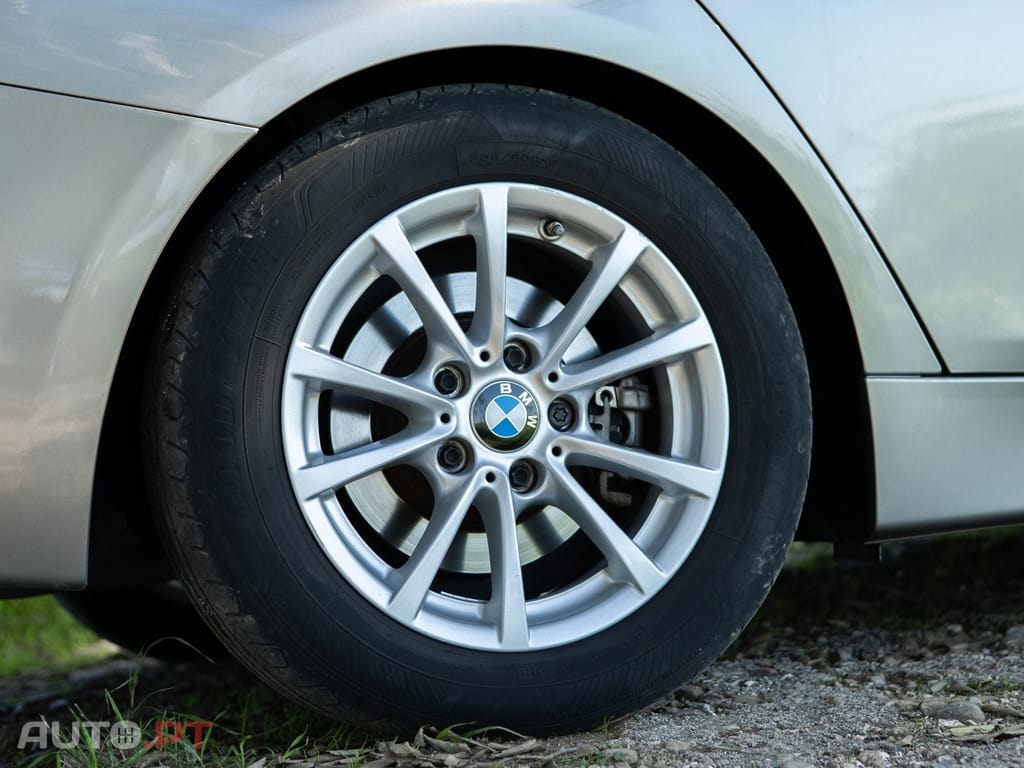 BMW 318 d Touring Advantage