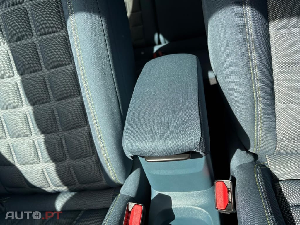 Fiat Grande Panda 1.2 Hybrid La Prima eDCT