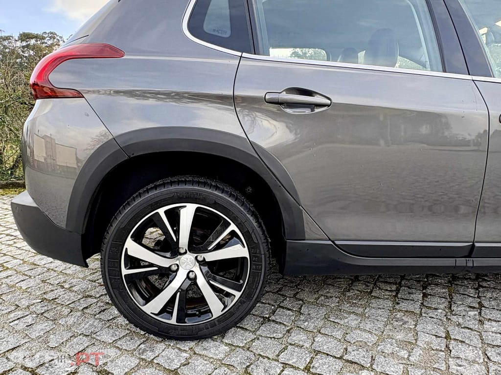 Peugeot 2008 1.5 BlueHDi Style