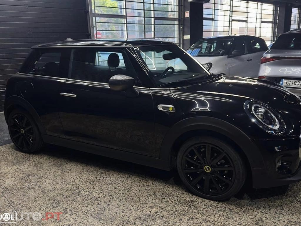 MINI Cooper Cooper SE