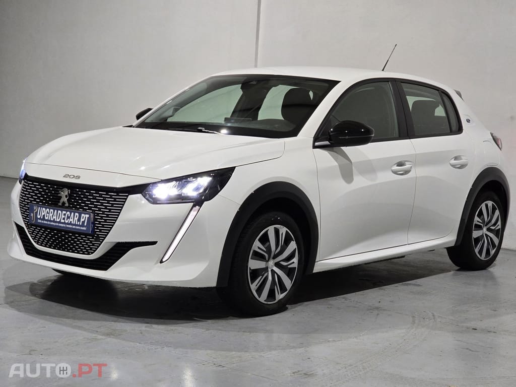 Peugeot E-208 50 kWh Active