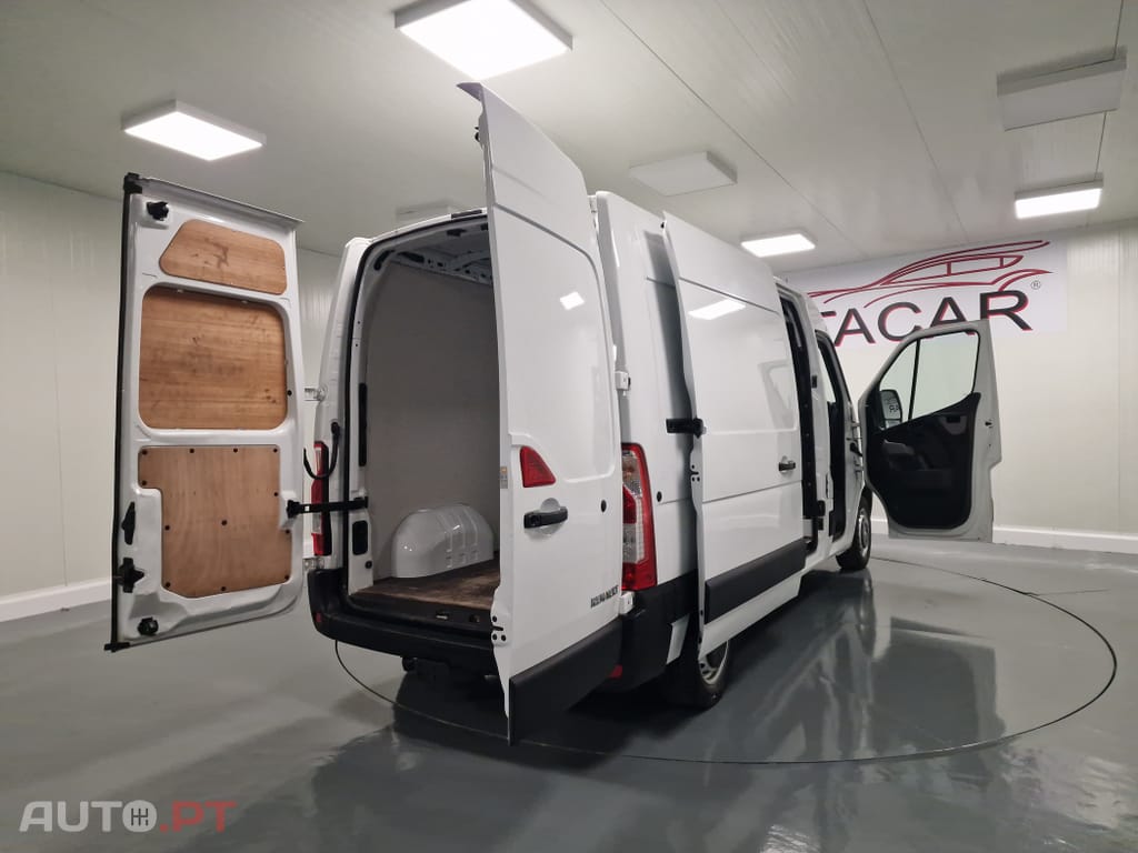 Renault Master 2.3 dCi L2H2 3.3T 130CV IVA DEDUTIVEL