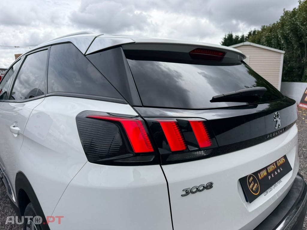 Peugeot 3008 1.2 PureTech Allure